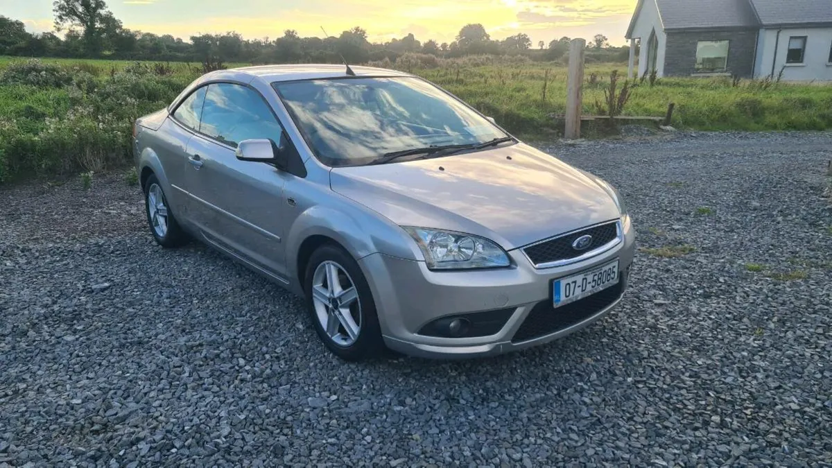 07 ford focus convertible 1.6 - Image 2