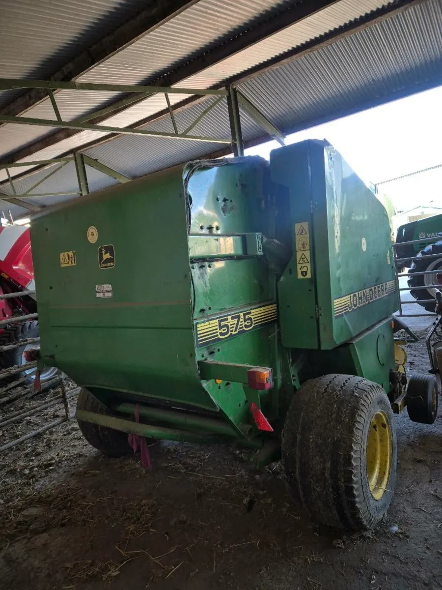 Johndeere 575 baler - Image 3