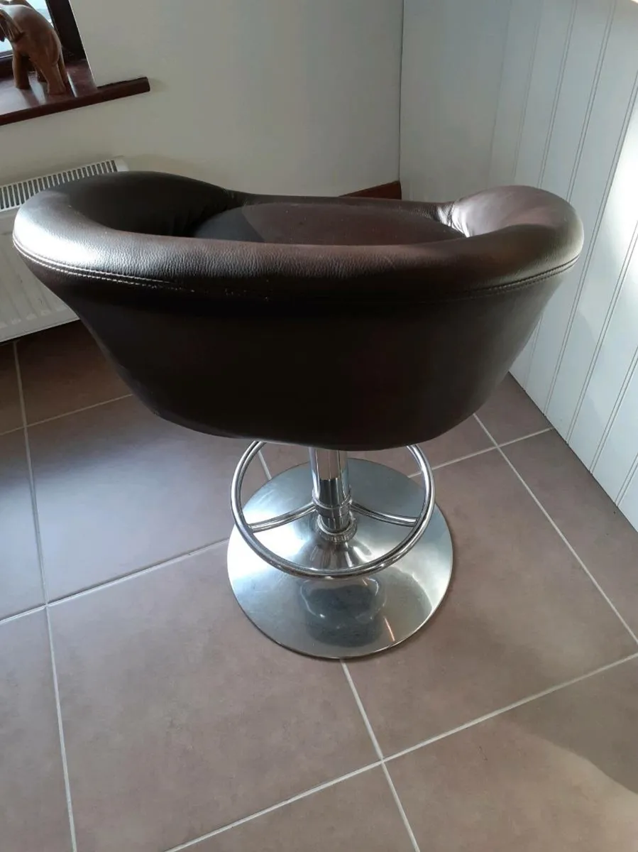 High stool - Image 3