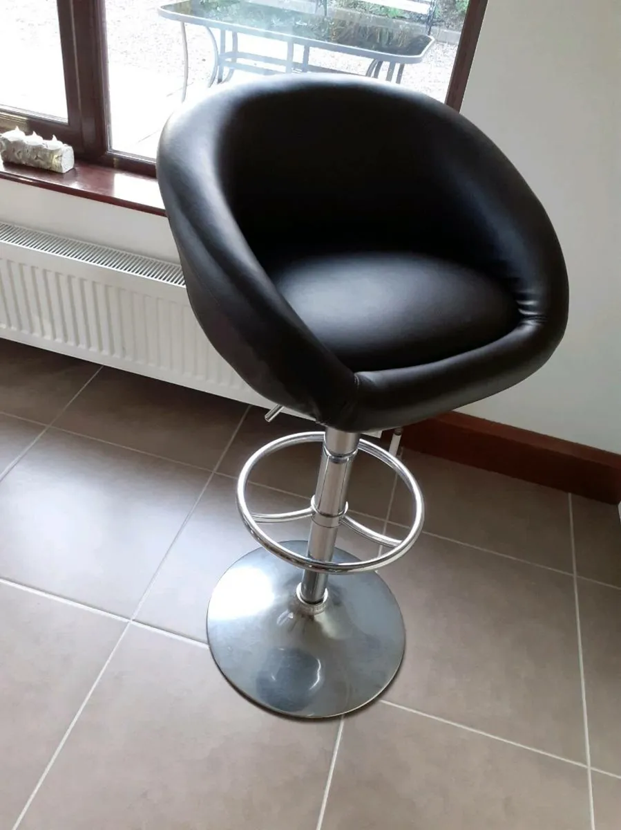 High stool - Image 1