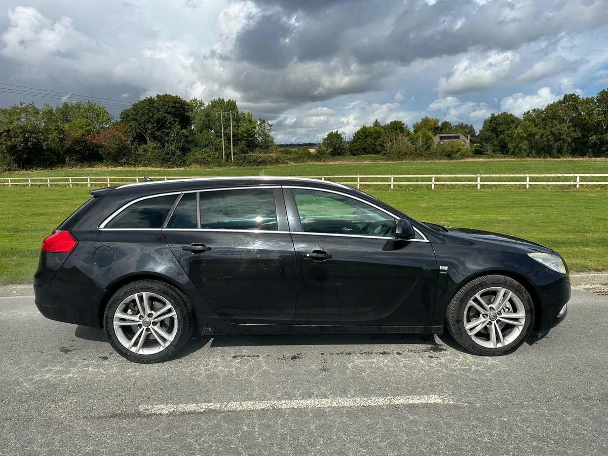Opel Insignia Estate 2010 NCT 03/26 - Image 3