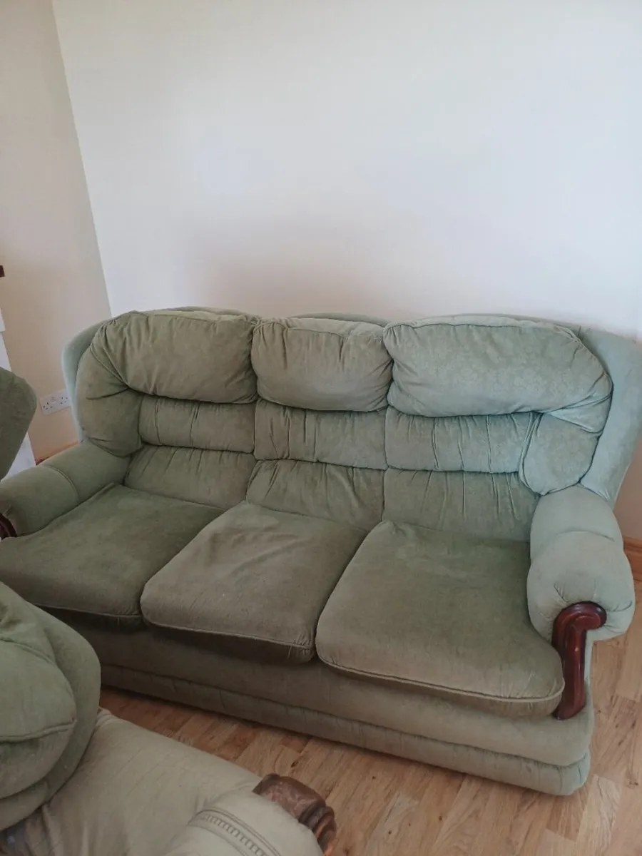 3+1+1 couch, coffee table, chair - Image 1