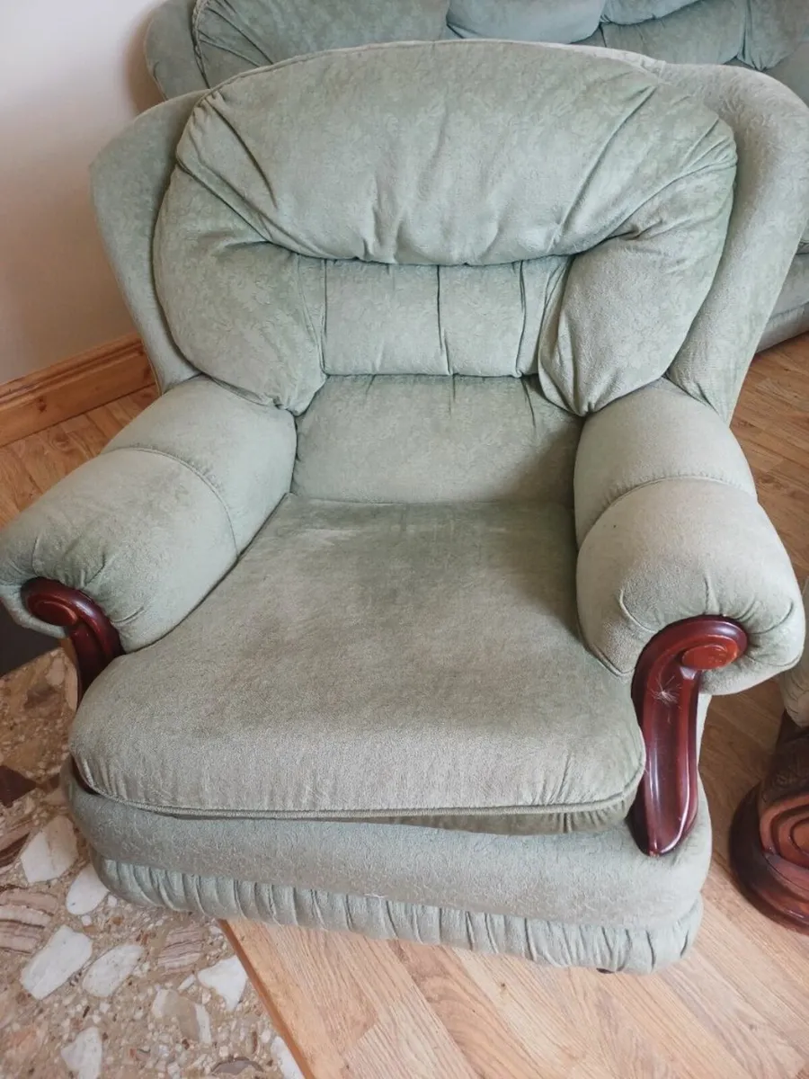 3+1+1 couch, coffee table, chair - Image 2