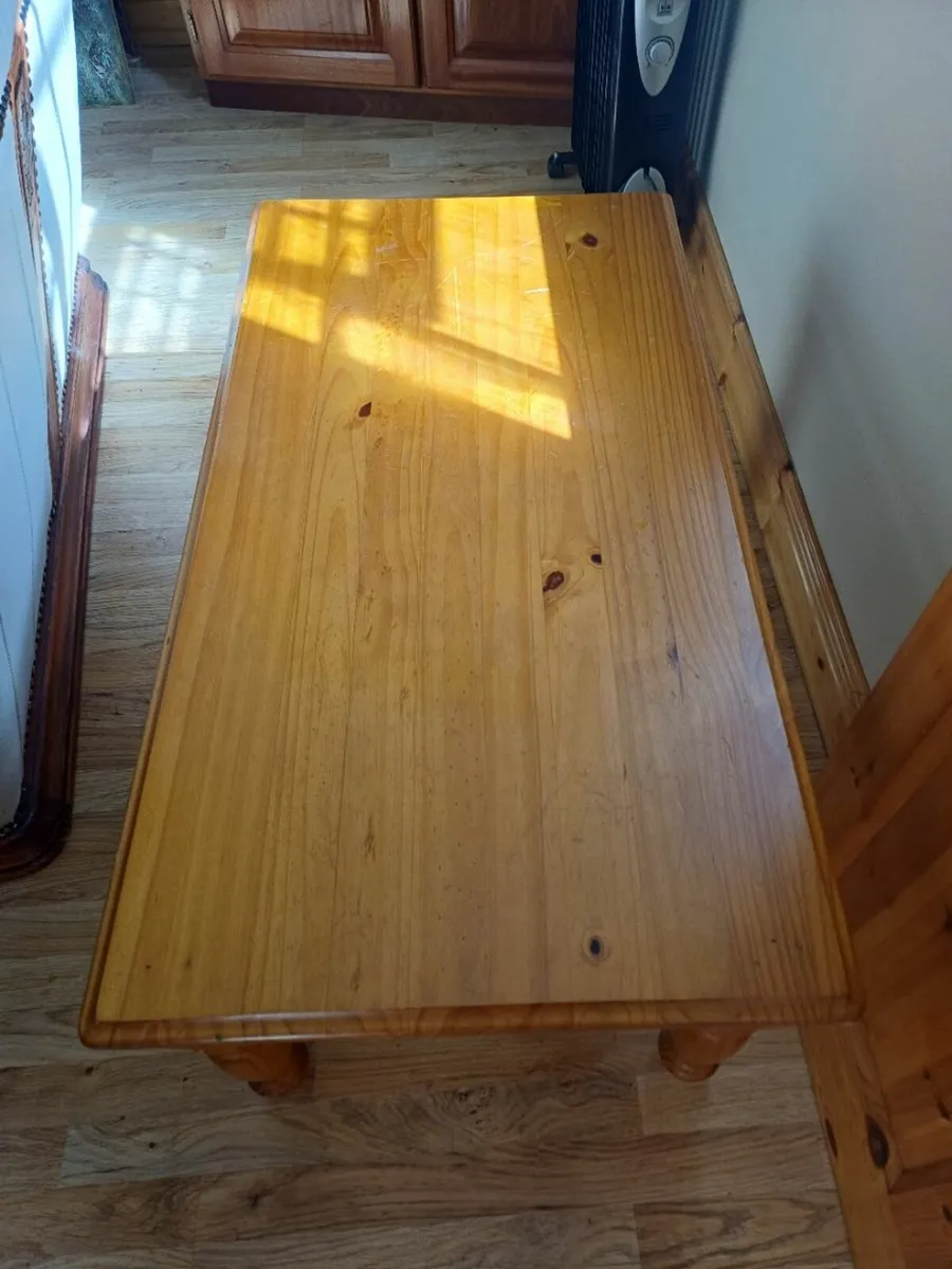 3+1+1 couch, coffee table, chair - Image 3