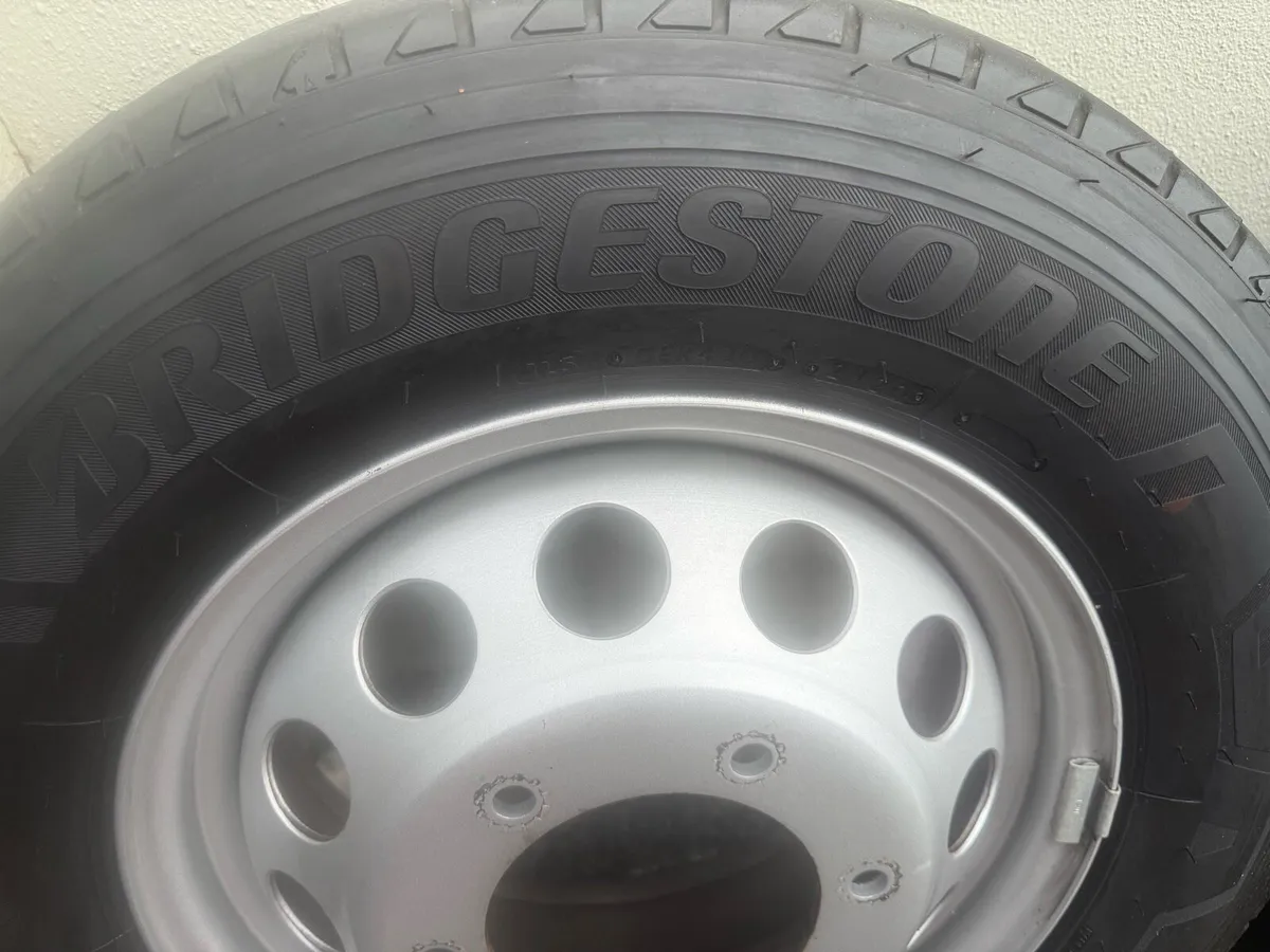 Ford transit mk9/8 extra heavy duty wheels and tyr - Image 2