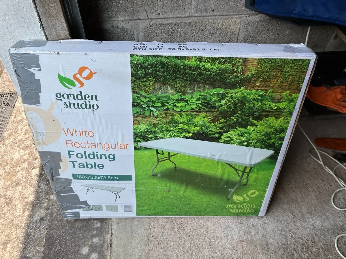 Folding Table - Image 1