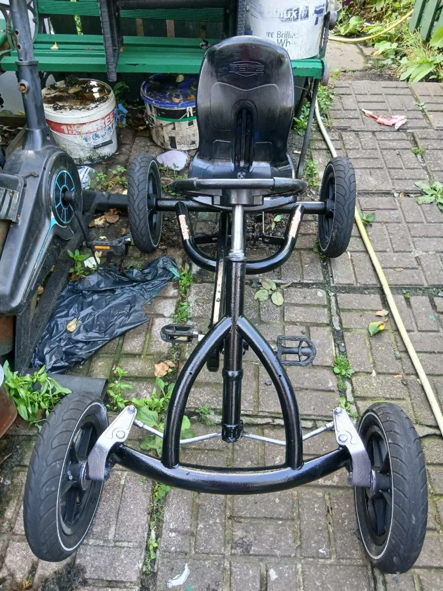 2 Berg pedal carts - Image 2