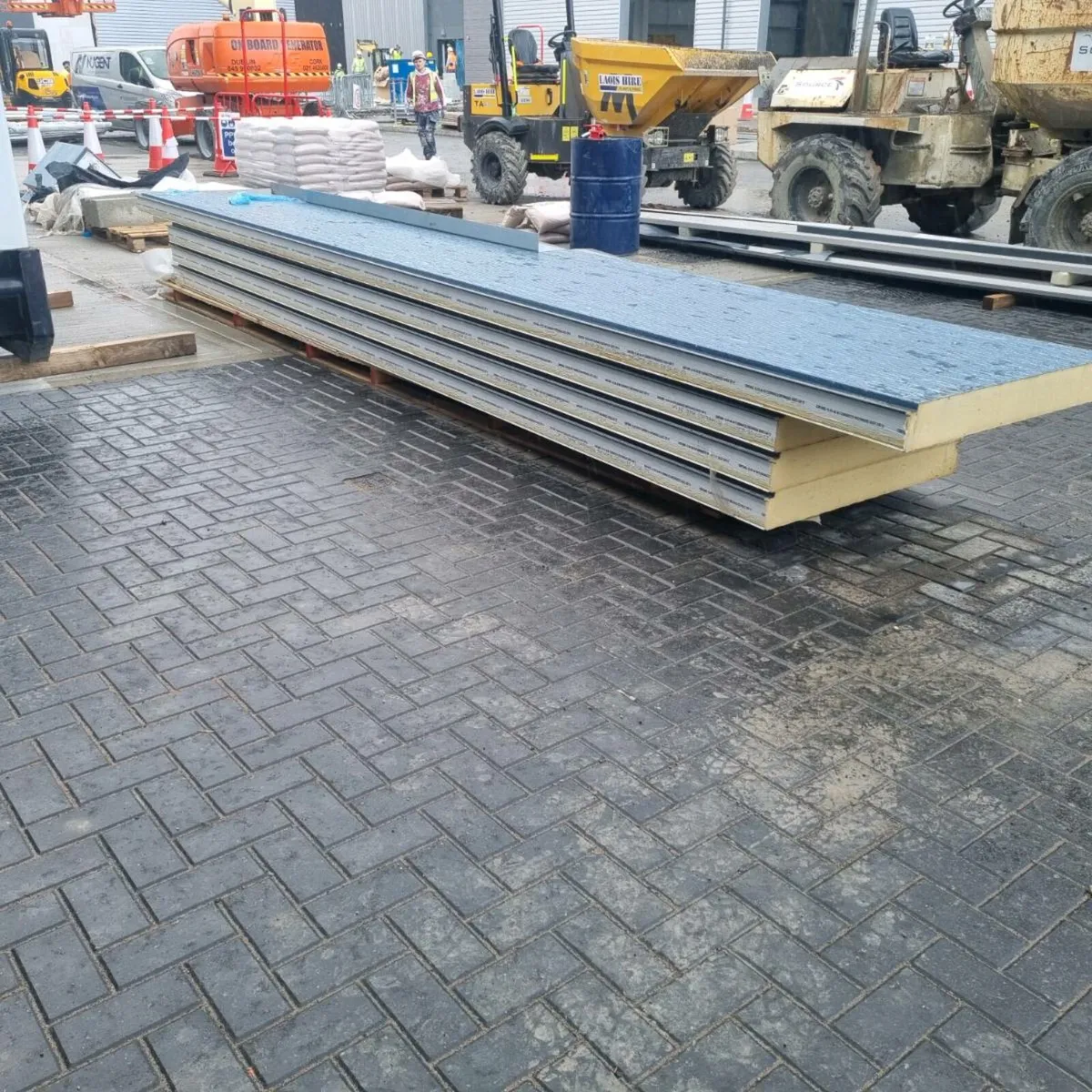 Insulated wall panels - Image 3