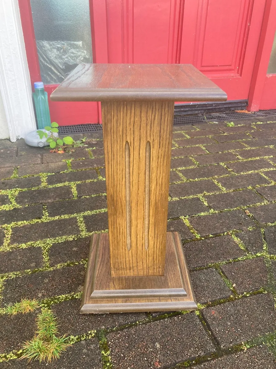1920s oak pedestal - Image 2