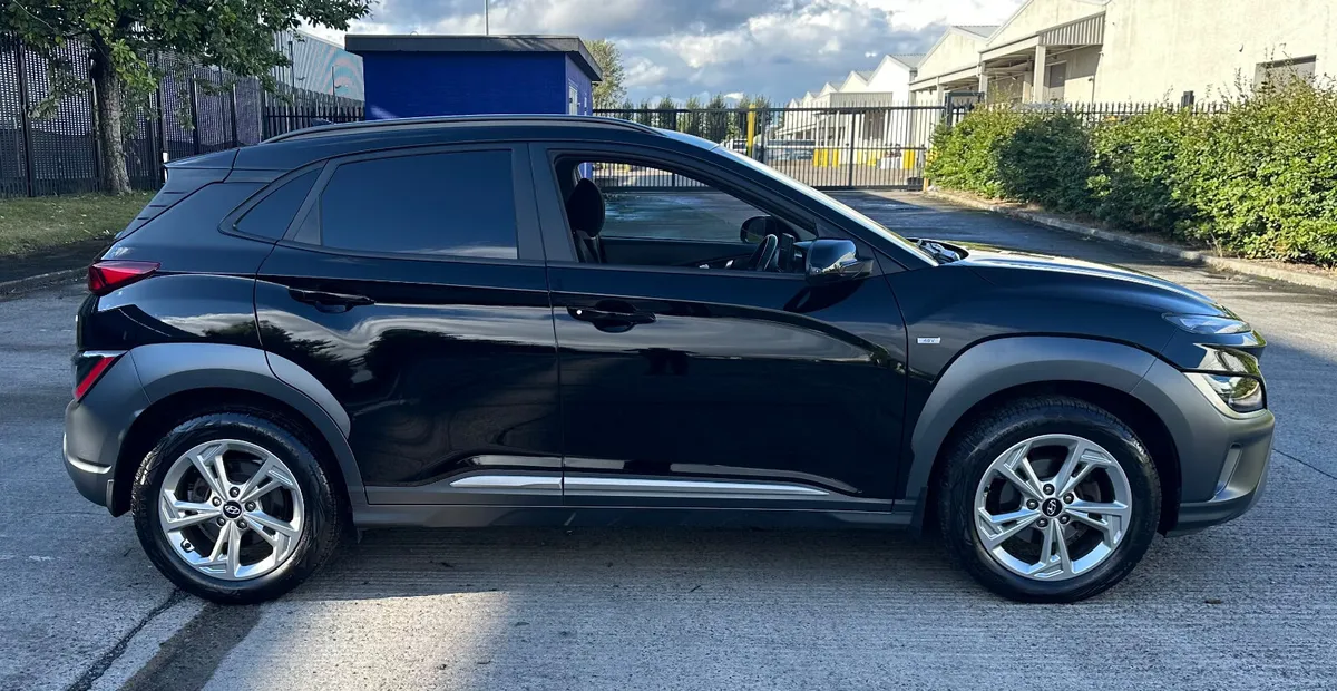 2021 Hyundai KONA Executive TINY KLM’s - Image 3
