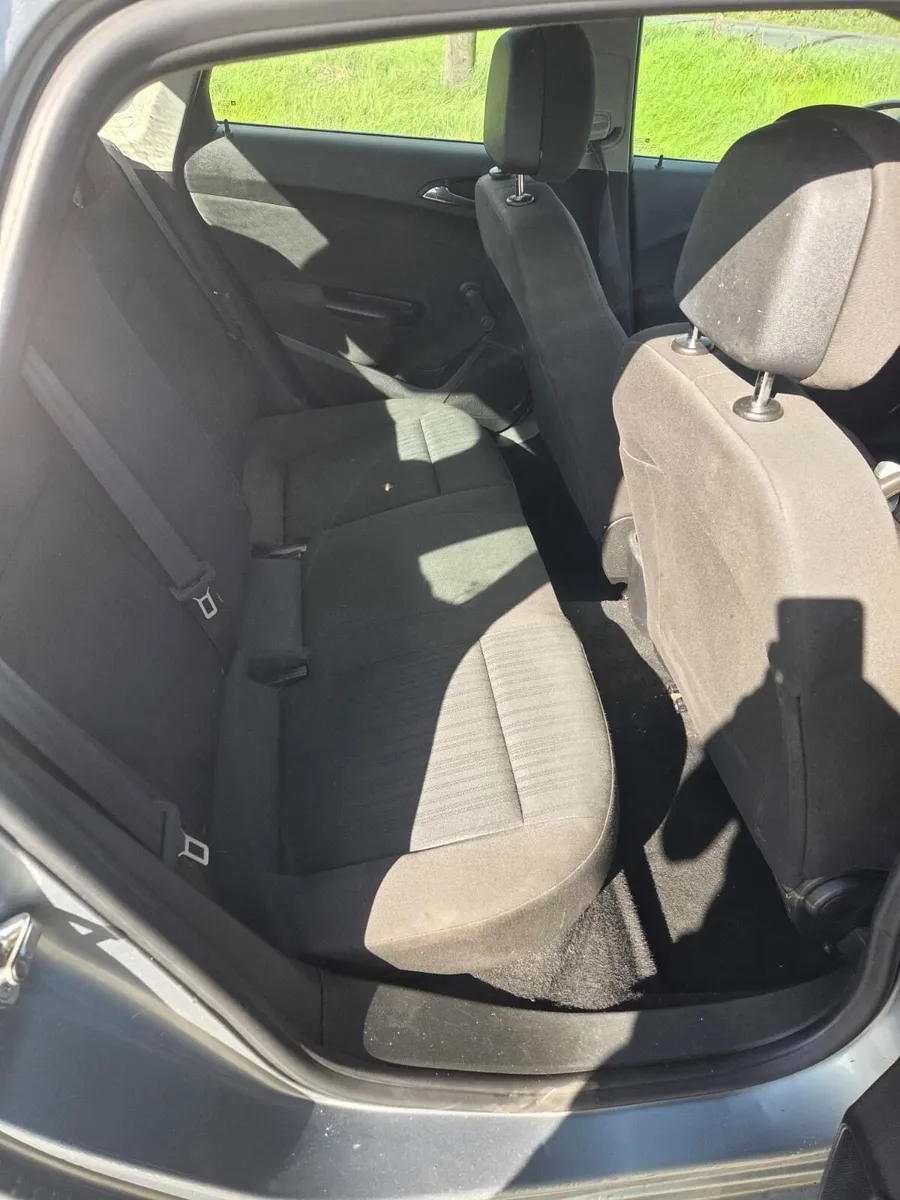 Opel Astra - Image 2