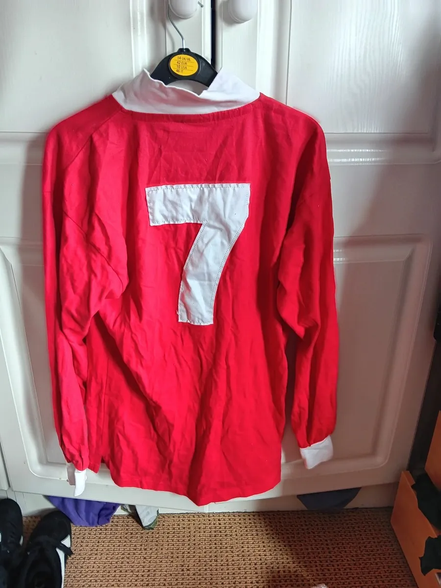 Vintage Manchester United jerseys - Image 3