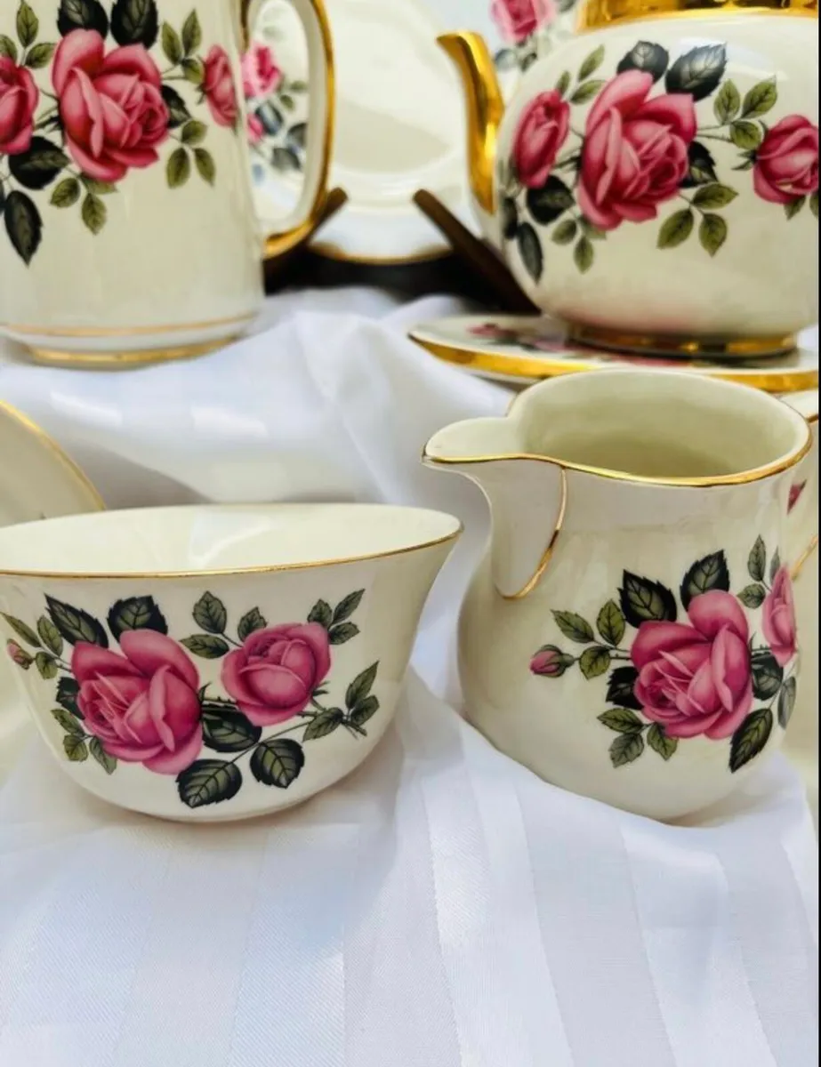 carrigaline pottery Teaset - Image 4