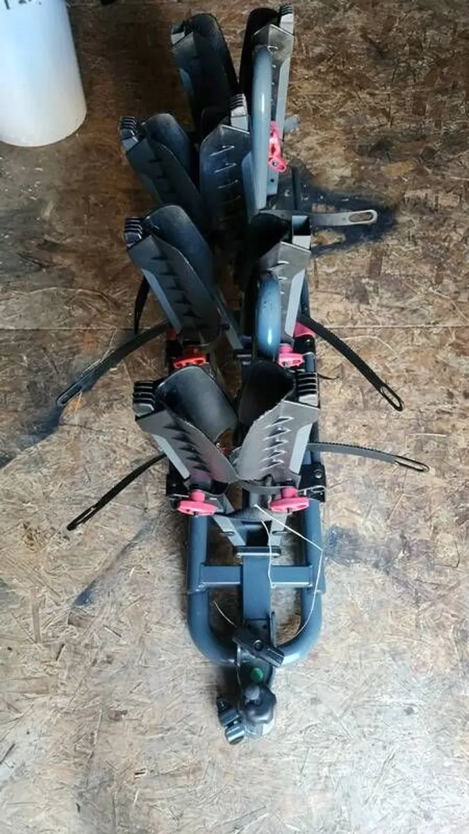 4 bike rack towbar mounted - Image 1