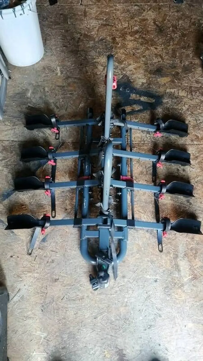 4 bike rack towbar mounted - Image 2