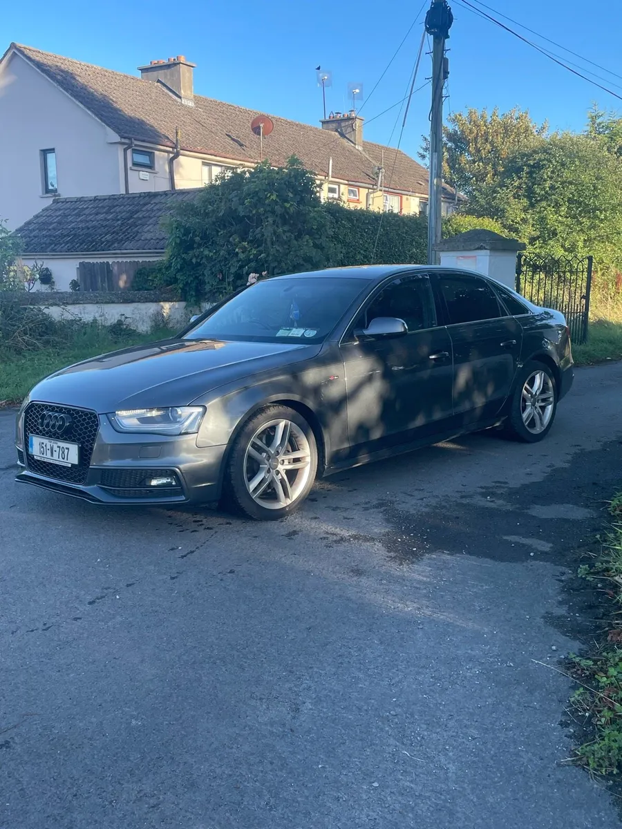 Audi A4 Sline Black Edition - Image 4