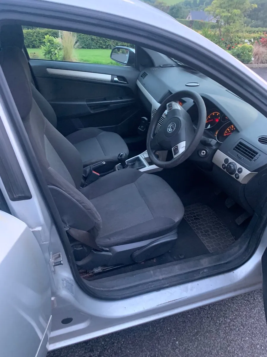 Vauxhall Astra 08 - Image 4