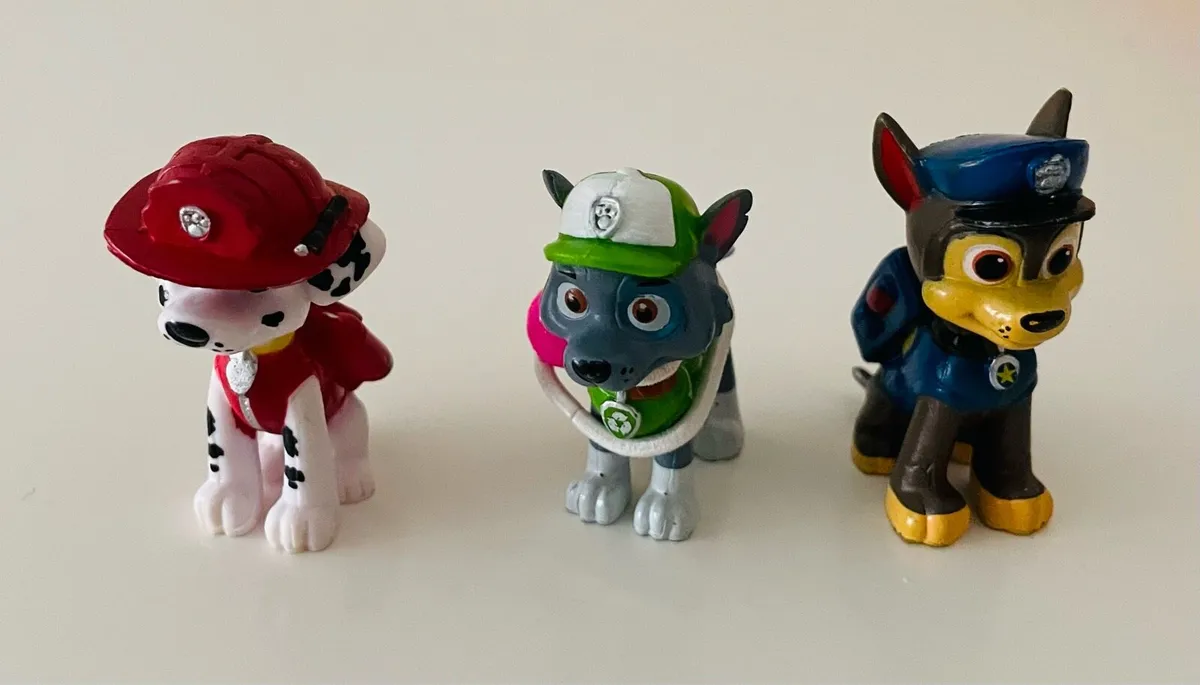 Small Paw Patrol Figures - Image 1