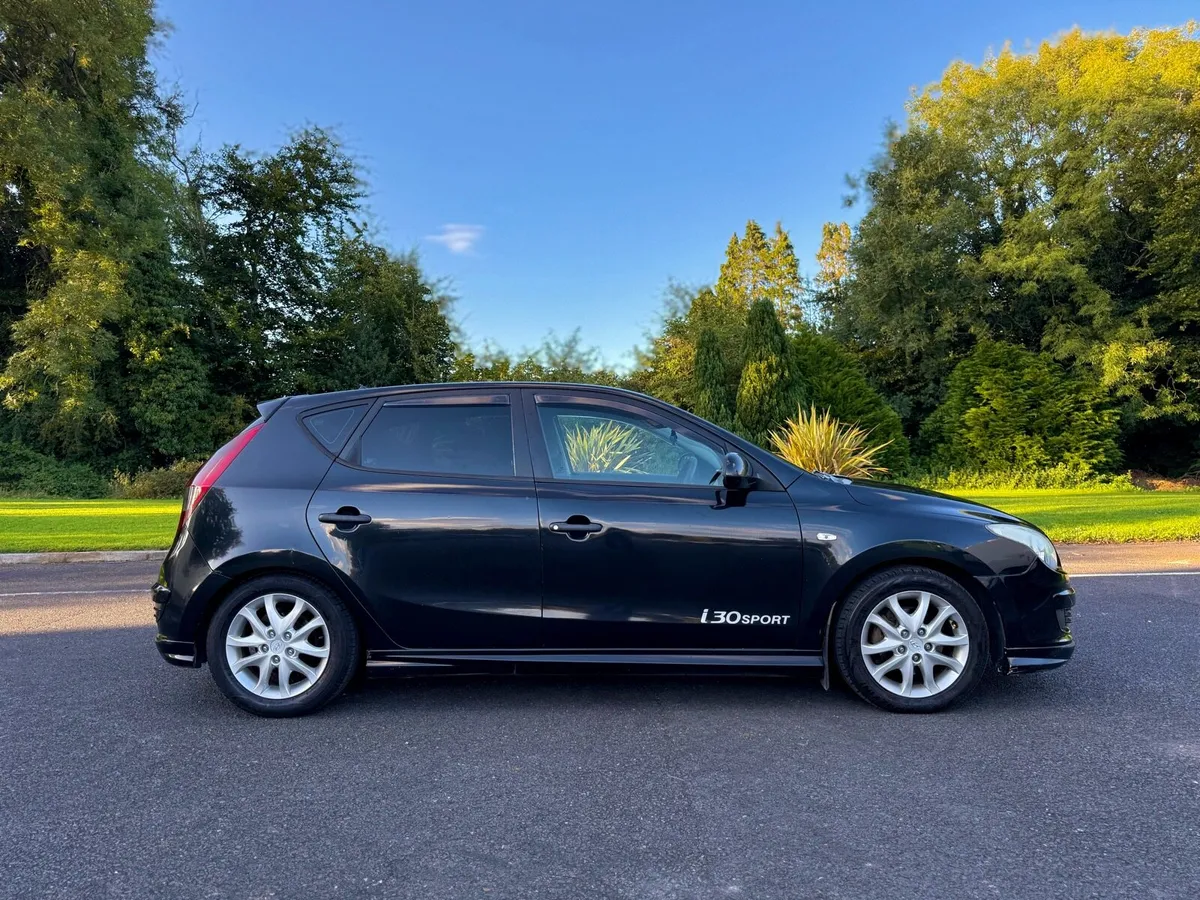 2010 Hyundai i30 1.6 Diesel Nct 05/2026 - Image 3