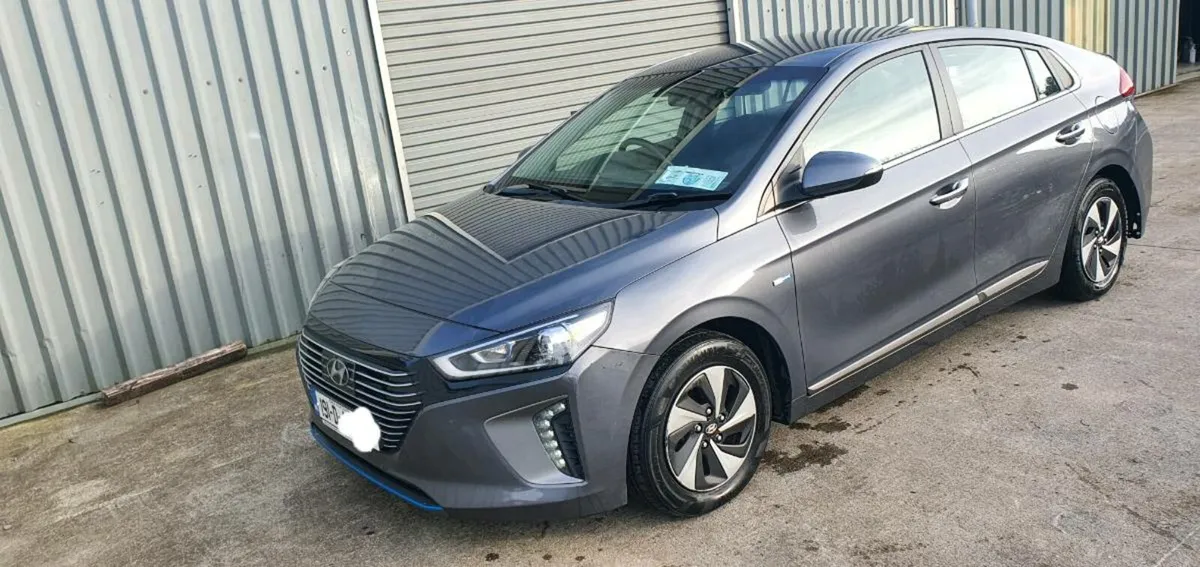 191 HYUNDAI IONIQ HYBRID - Image 3