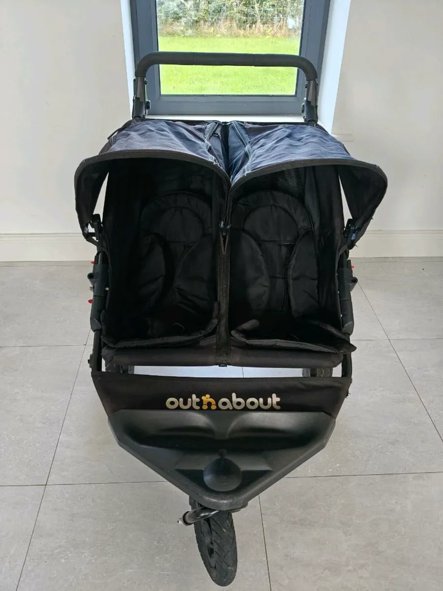 Out N About Double Nipper in Black - Image 2