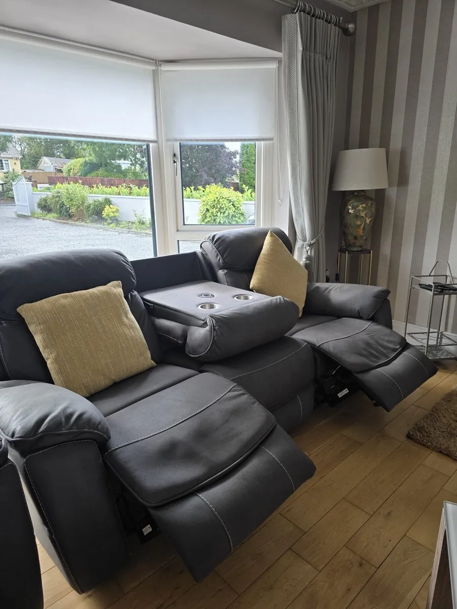 3 piece leather suite - Image 3