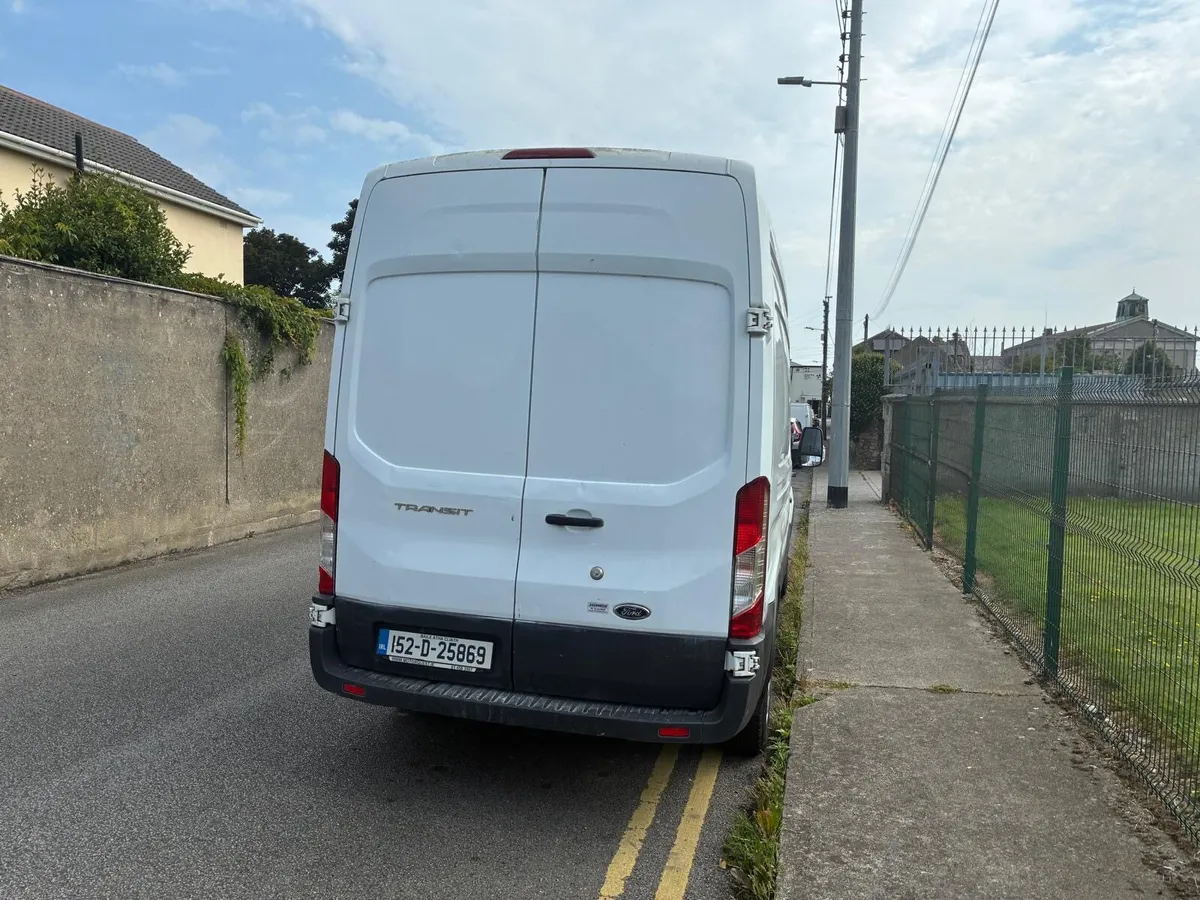 Van - Image 4