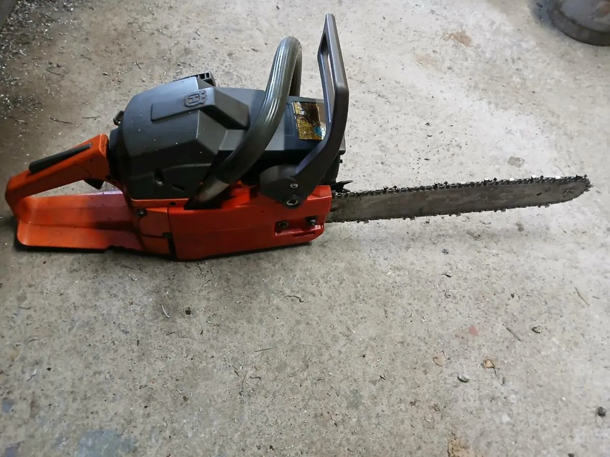 Husqvarna 51 Chainsaw - Image 2