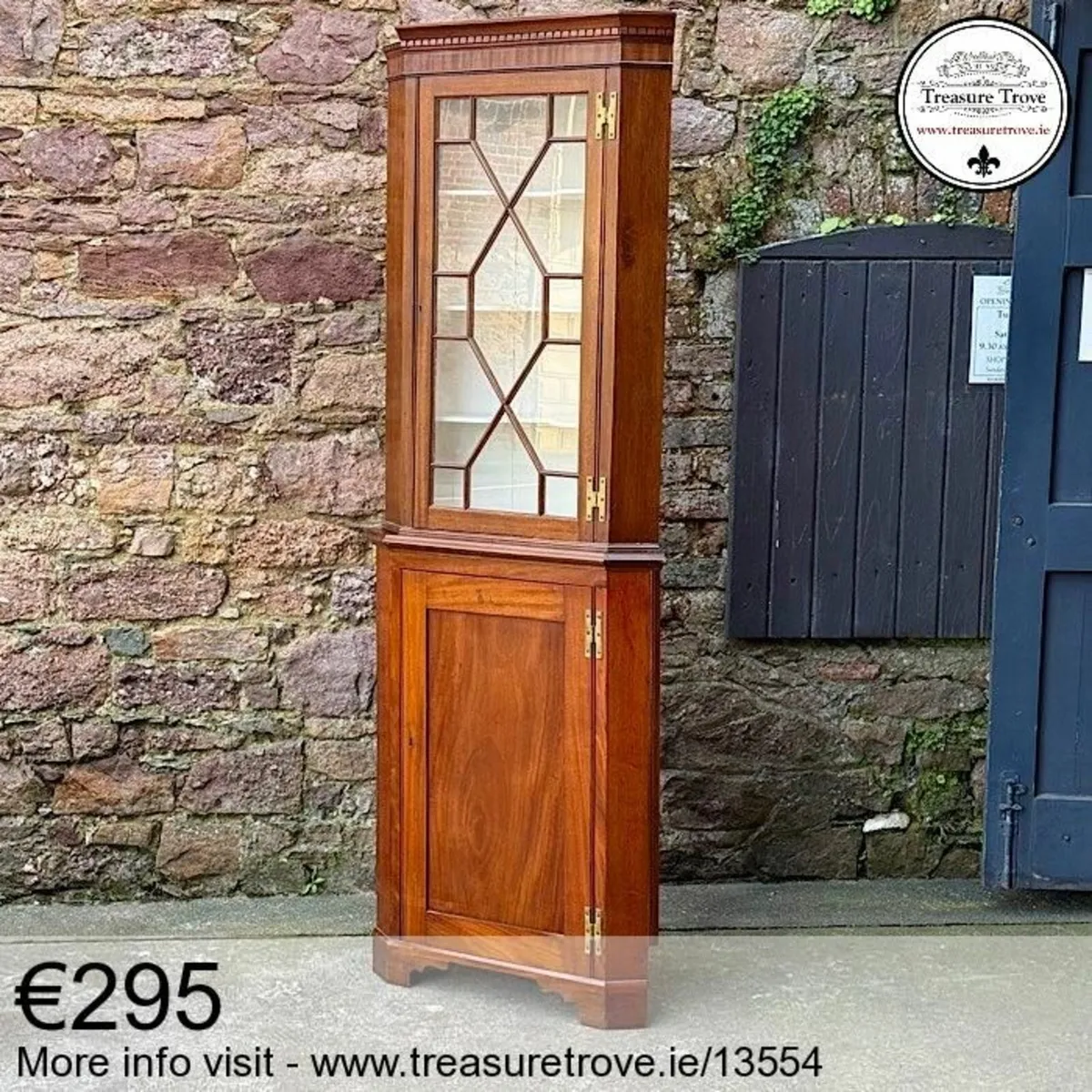 Vintage and antique corner cabinets - Image 1