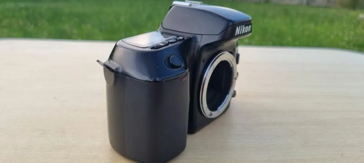 Nikon F70 body - Image 3