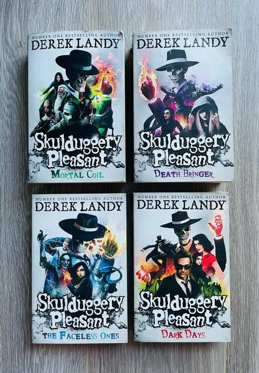 11 Books - 8 Skulduggery Pleasant Books & 3 FREE BOOKS - Image 4