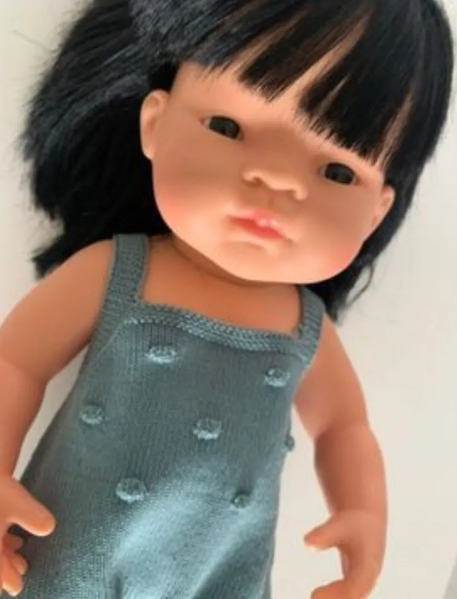 Gorgeous Gift - Beautiful Oriental Doll - Image 1