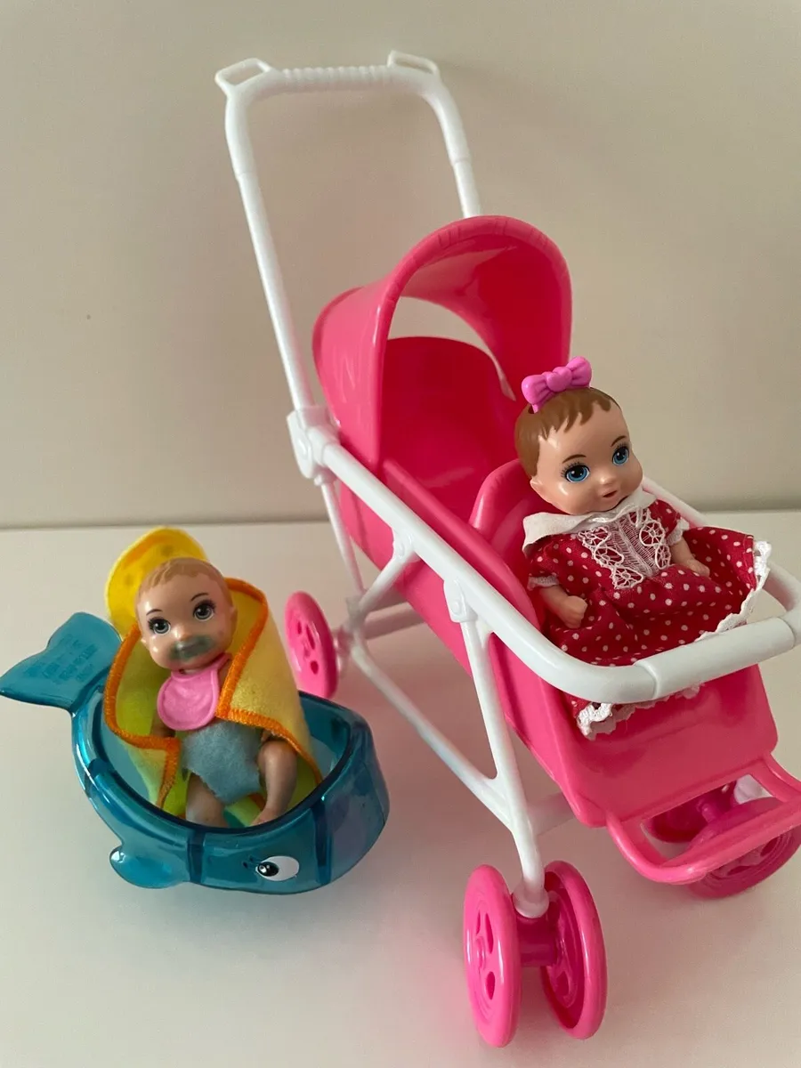 Barbie Baby Skipper & FREE Accessories - Image 1