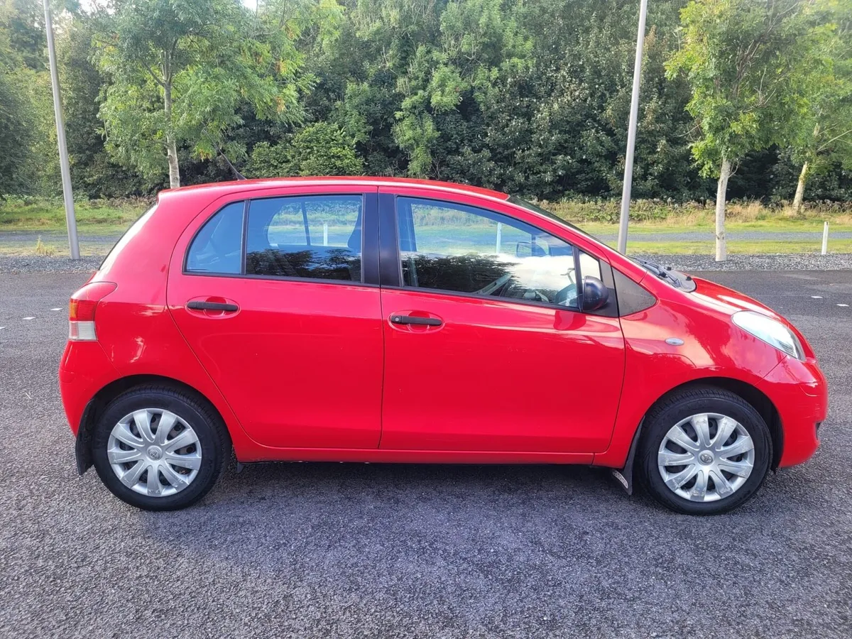 Toyota Yaris - Image 3