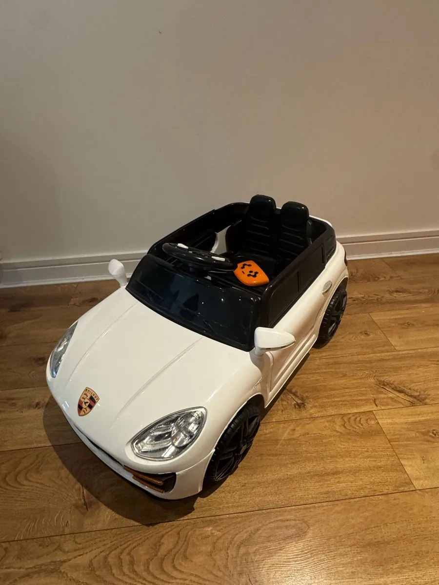 Kids electric Ride on Car - Image 1