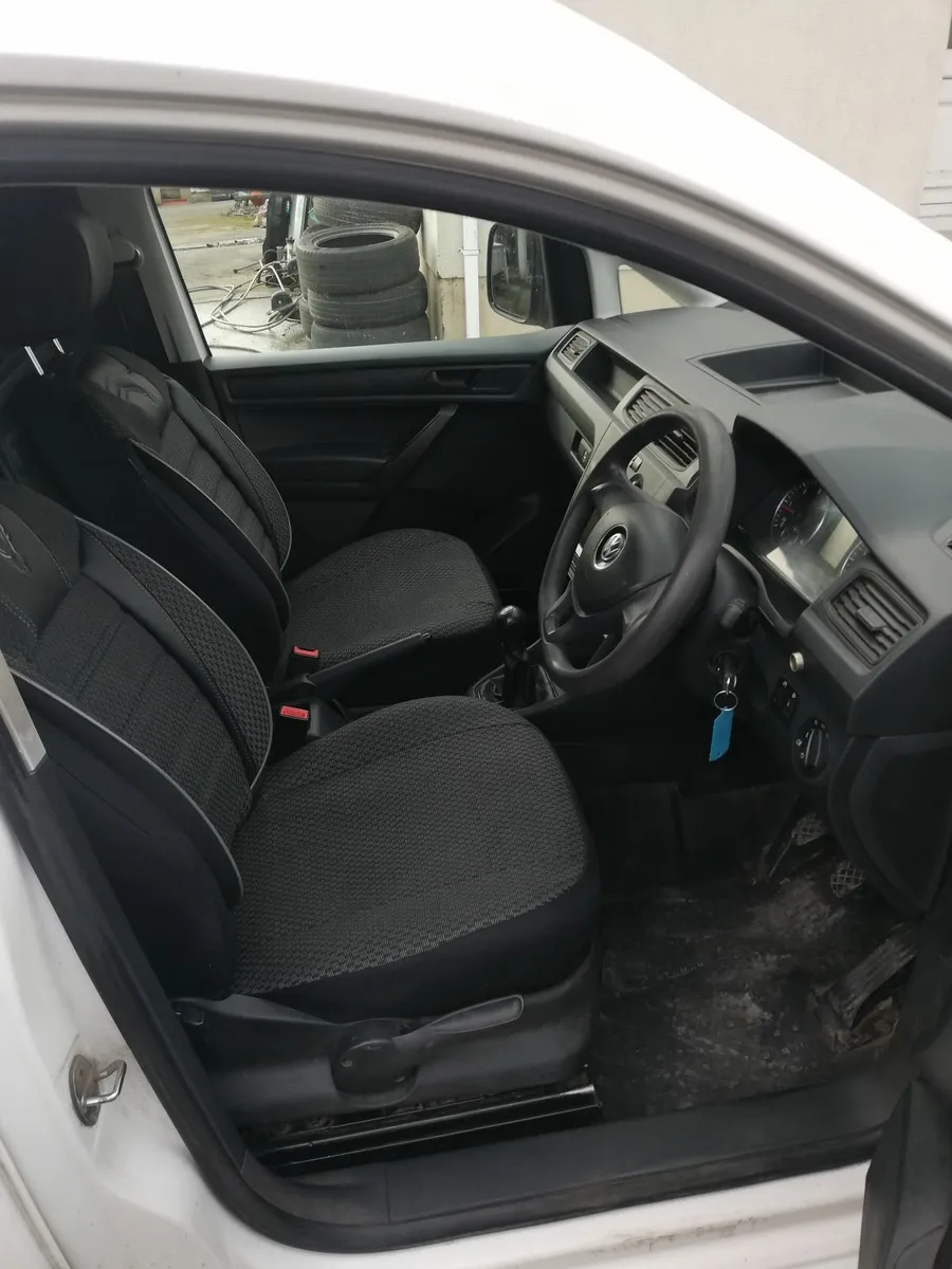 Volkswagen Caddy 2019 - Image 3