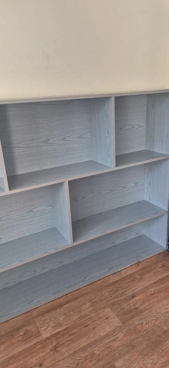 Shelf - Image 2