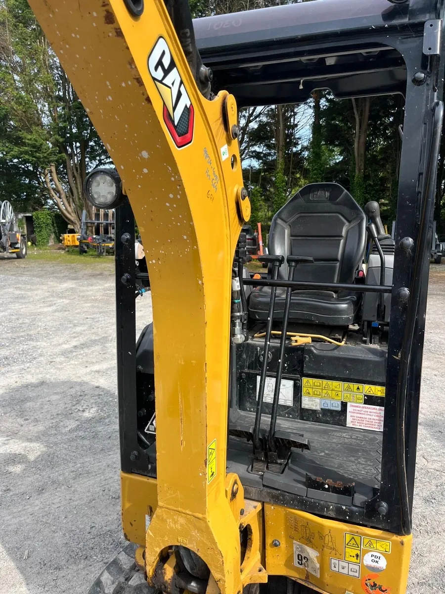 Cat 301.7 - Image 4
