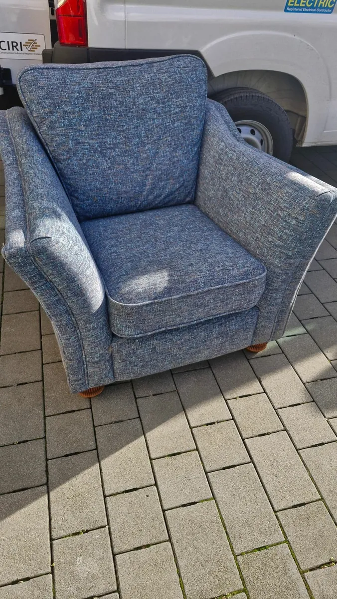 Armchair - Image 1