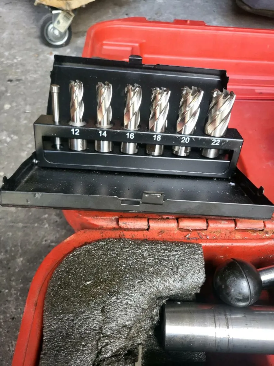 Magnetic drill - Image 3
