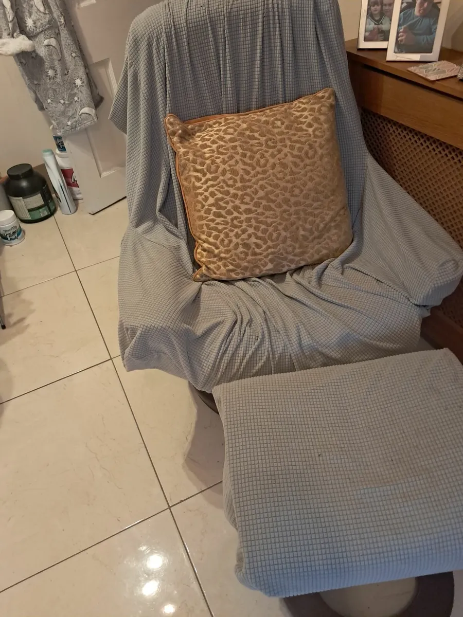 Recliner chair and footstool