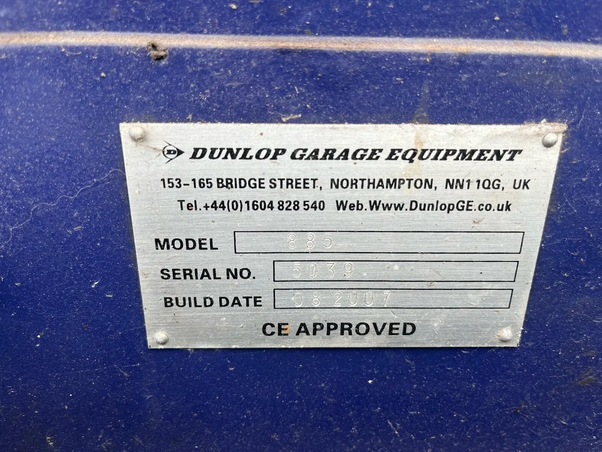 Tyre changing machine - Image 3