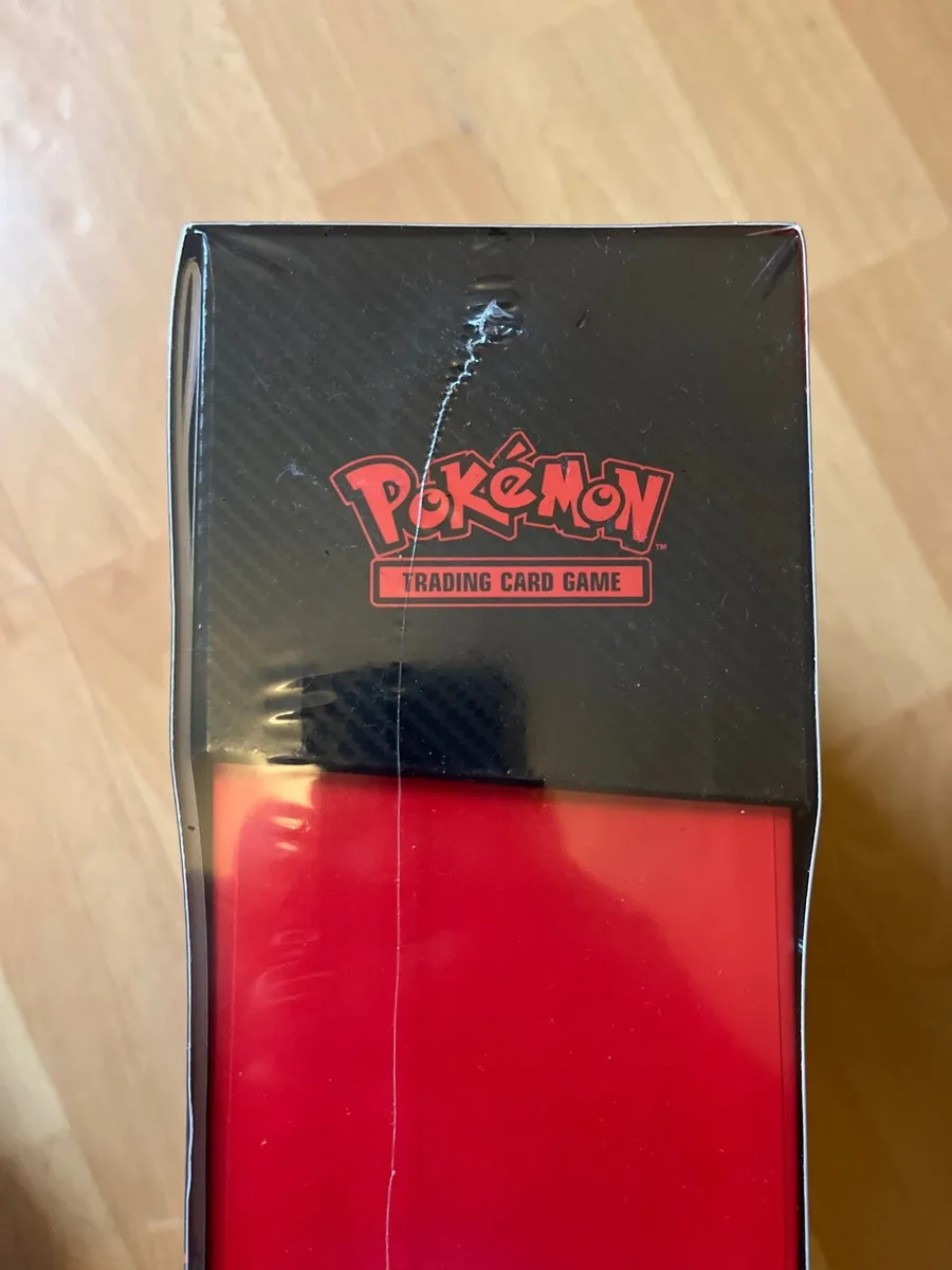 Pokemon destined rivals ETB - Image 2