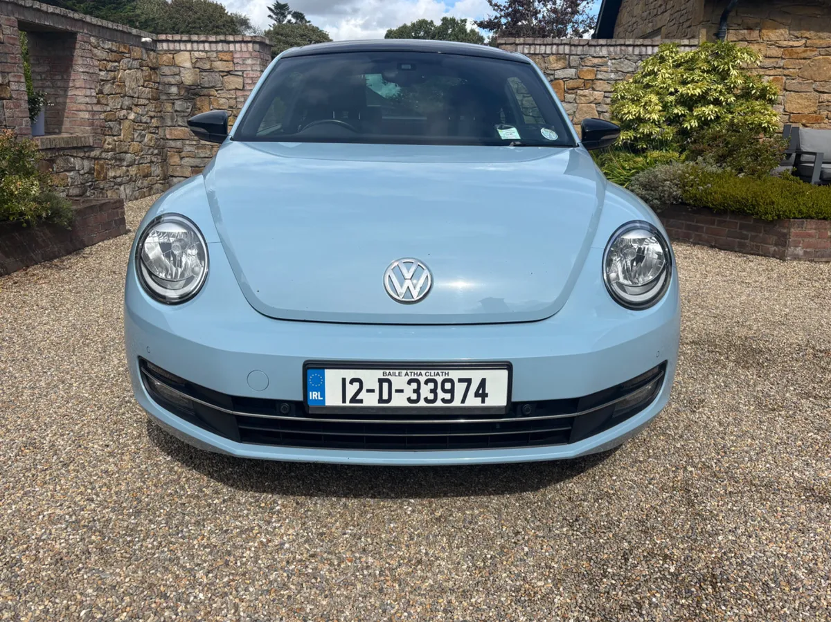 2012 Volkswagen Beetle 1.4 petrol R sport - Image 1