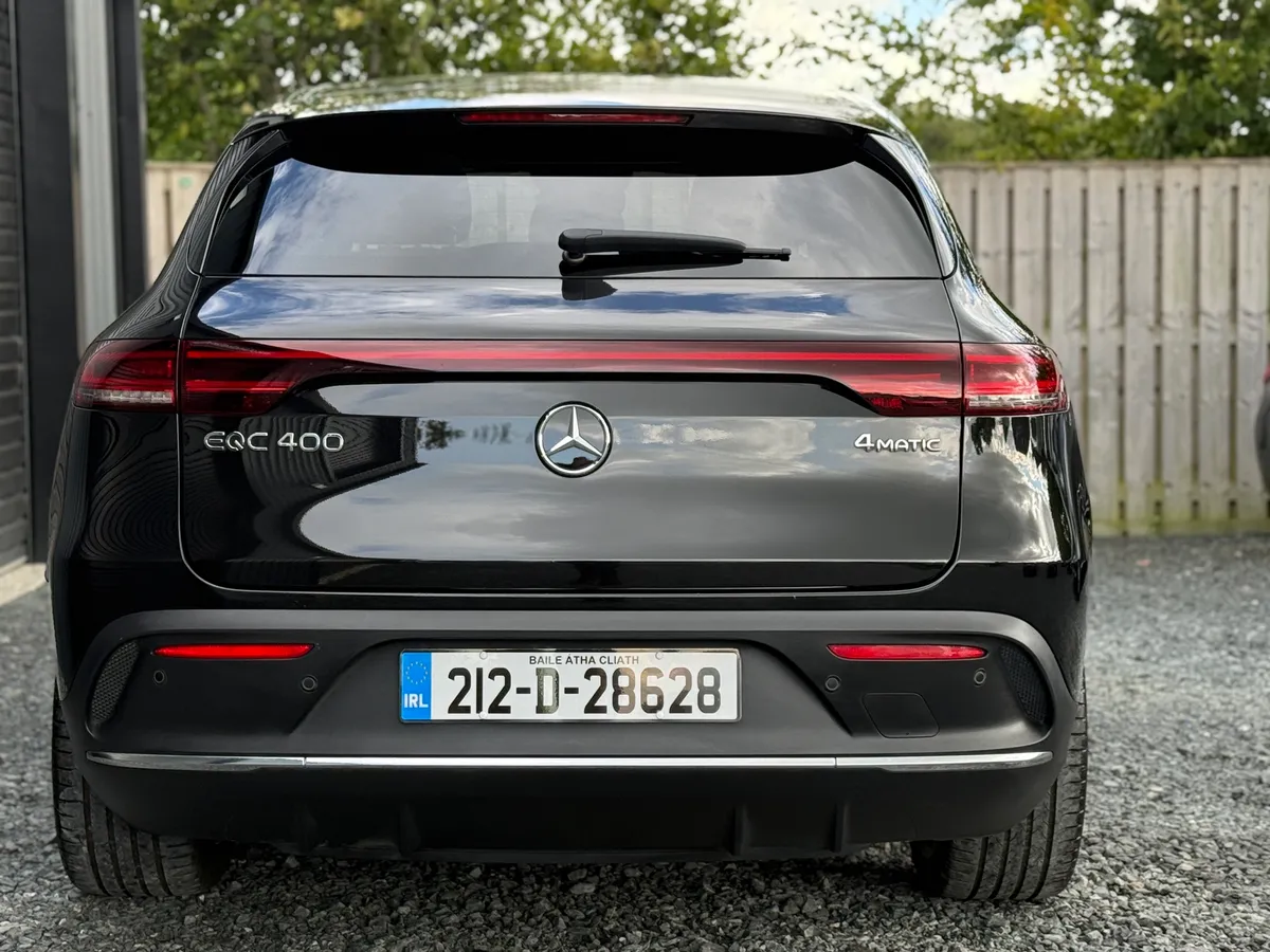 212 MERCEDES EQC 400 AMG 4MATIC PREMIUM - Image 4