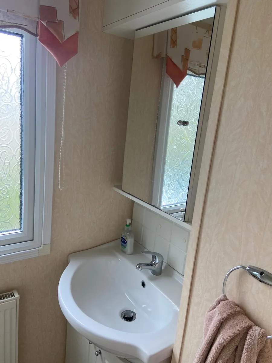 Mobile Home - Image 4