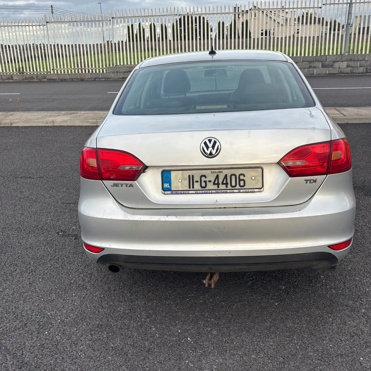 Volkswagen Jetta 2011 - Image 2