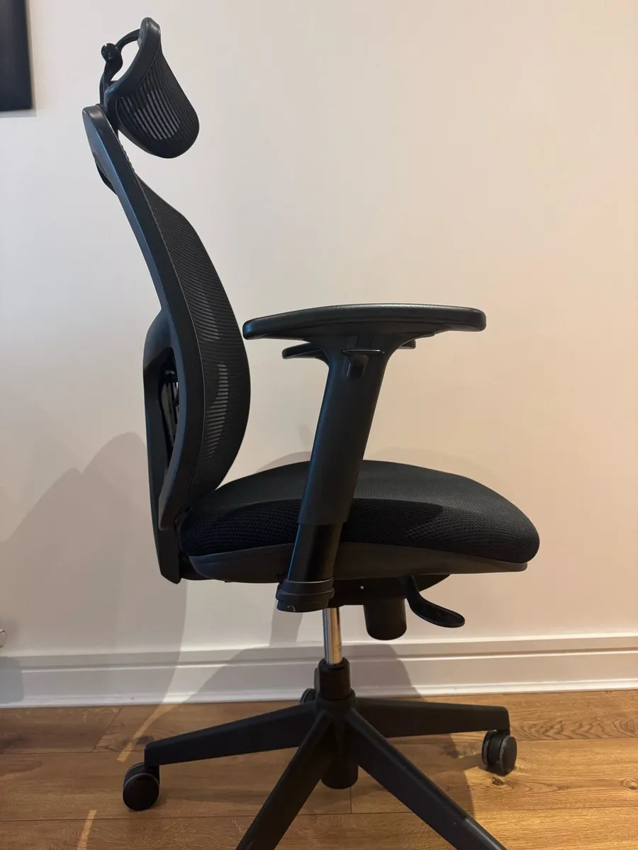 Office chair - Action Ergonomic - Image 1