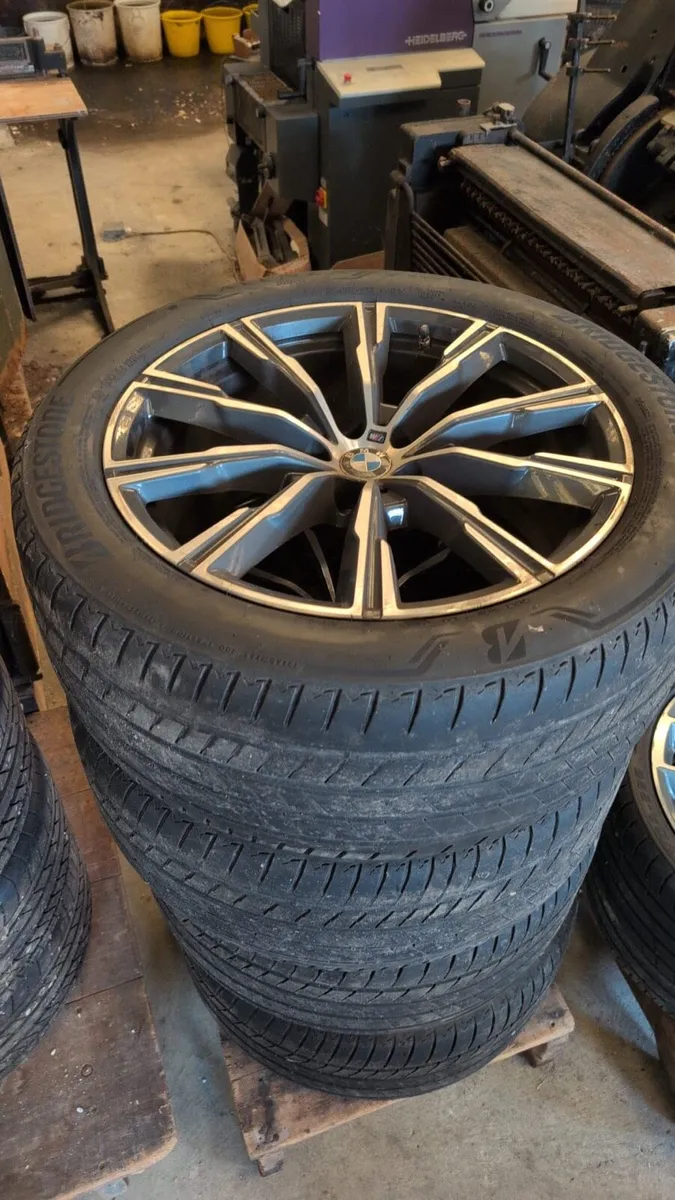 BMW X5 G05 M Sport 20” alloy wheels