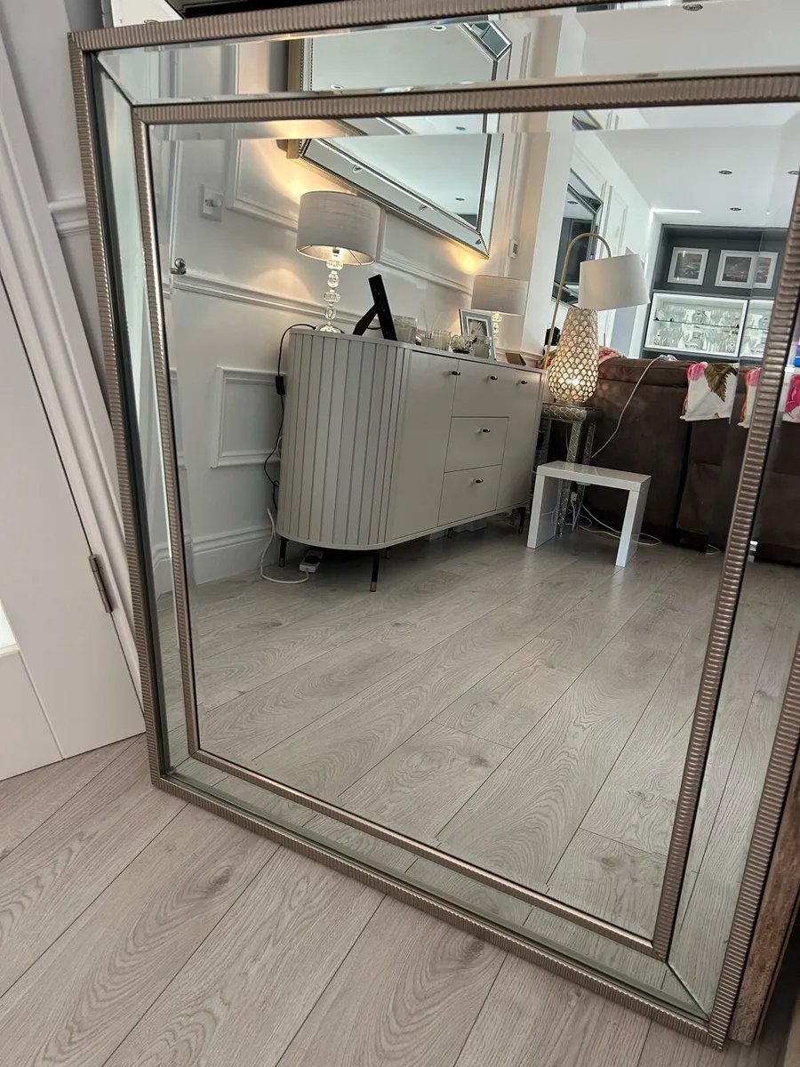 Mirror - Image 2